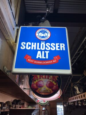 Bier Leuchtreklame Schlösser Alt – MAISONBO Möbel