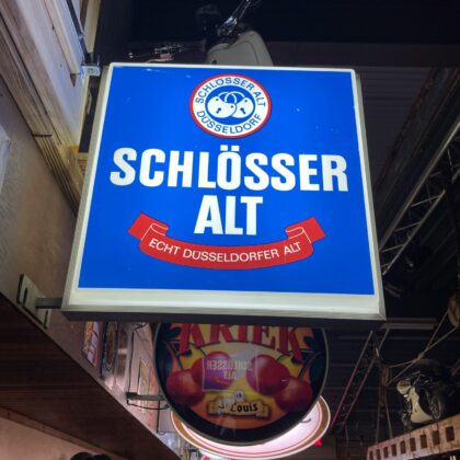Bier Leuchtreklame Schlösser Alt